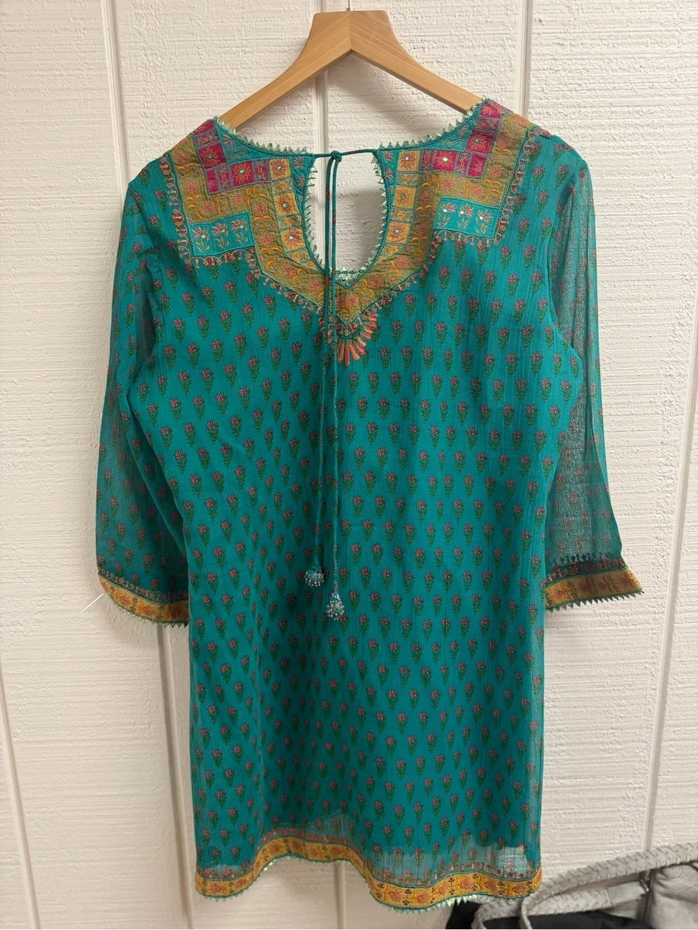 Ritu Kumar Embroidered Boho Tunic • Size Medium • Like New
